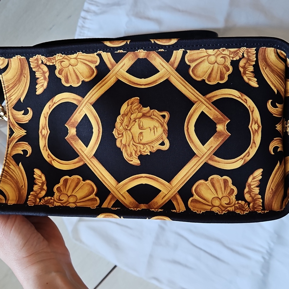 NWT Versace Baroque Print Tote Bag - Black and Gold W/Dustbag - Picture 5 of 11